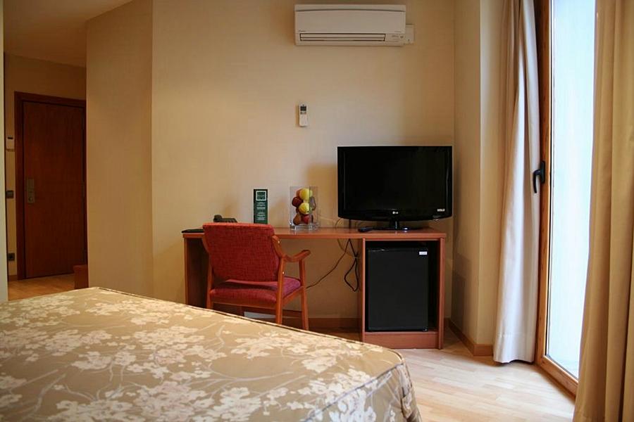 Hotel Jardi Apartaments มอลเลรูซา ภายนอก รูปภาพ